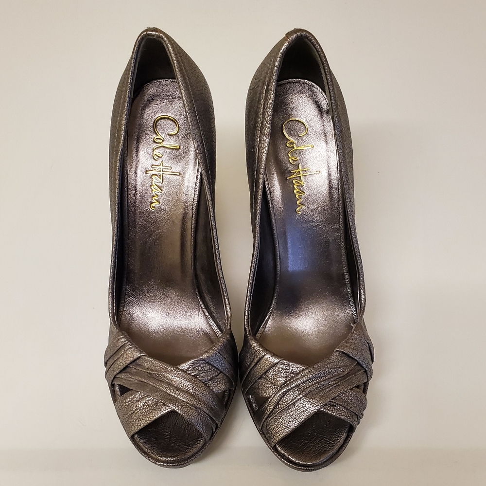 Cole Haan Metallic pumps